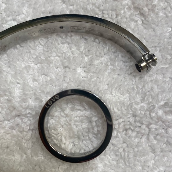 On hold - Picture 5 of 7